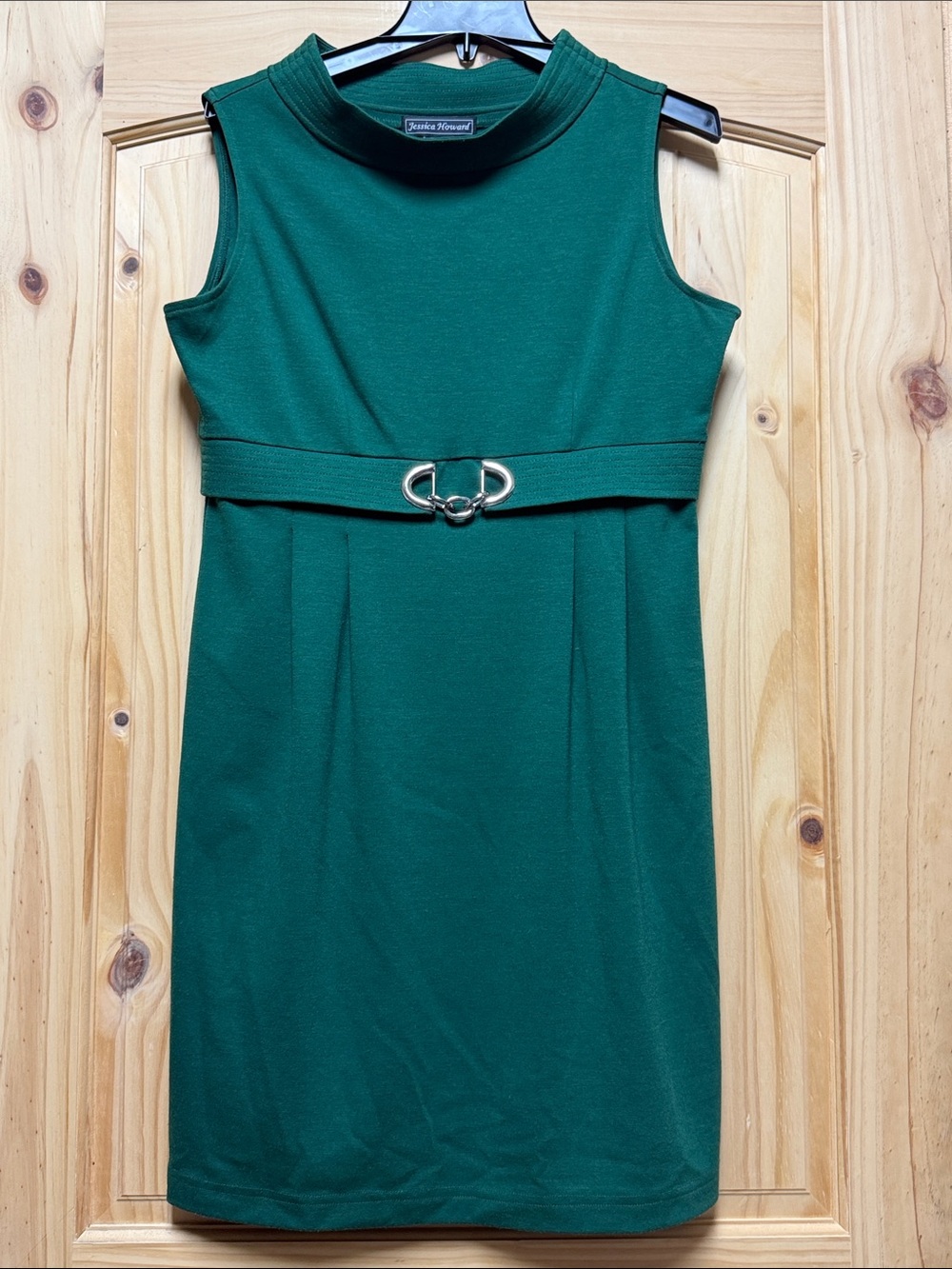 Jessica Howard Emerald Green Sleeveless Metal Belted Accent Sheath Dress 12P